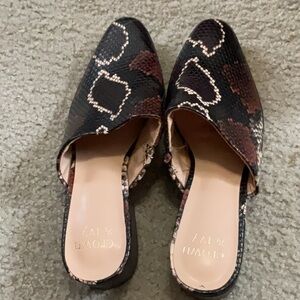 Woman’s Crown and Ivyshoes